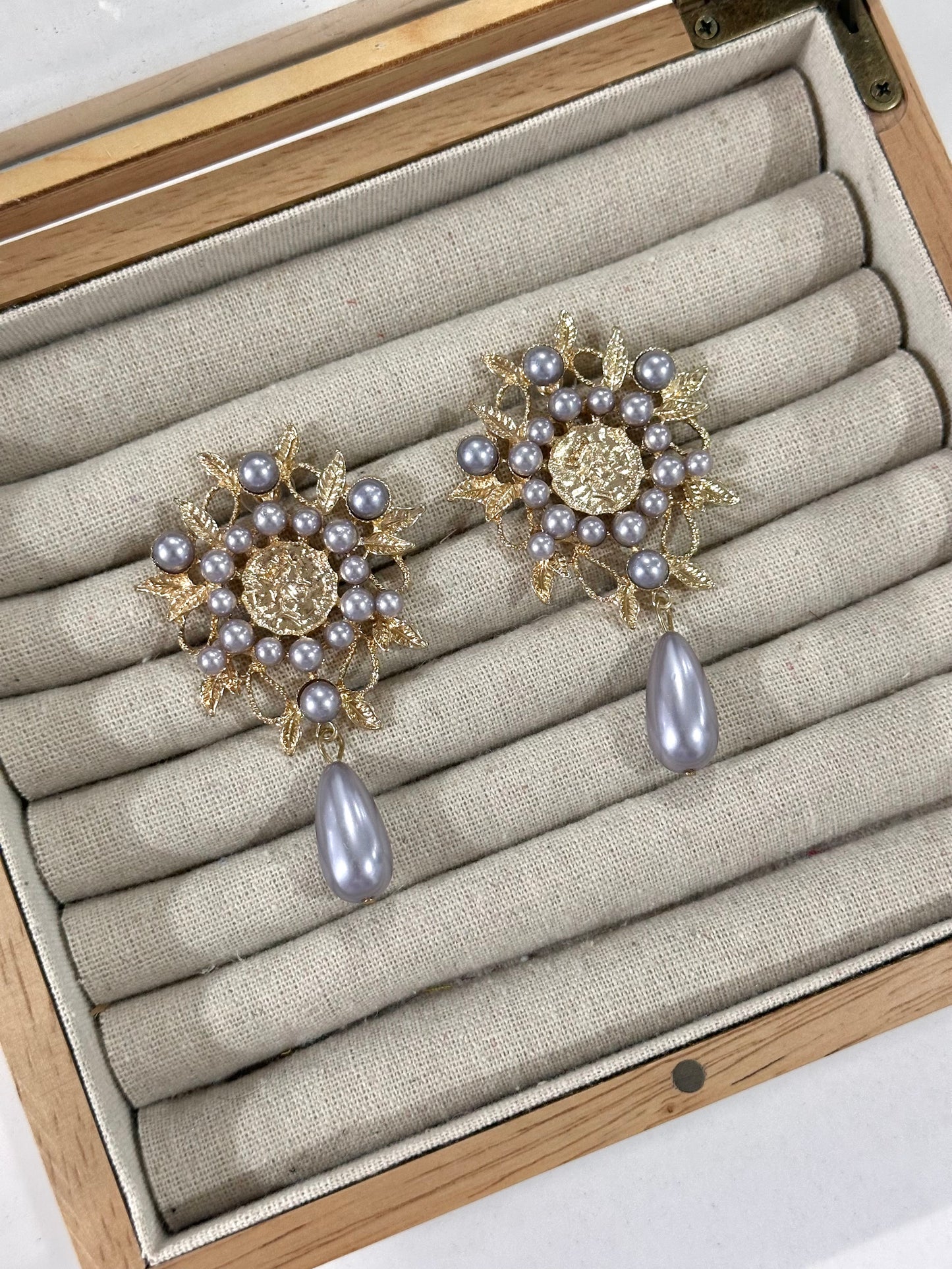 Pendientes Dalí