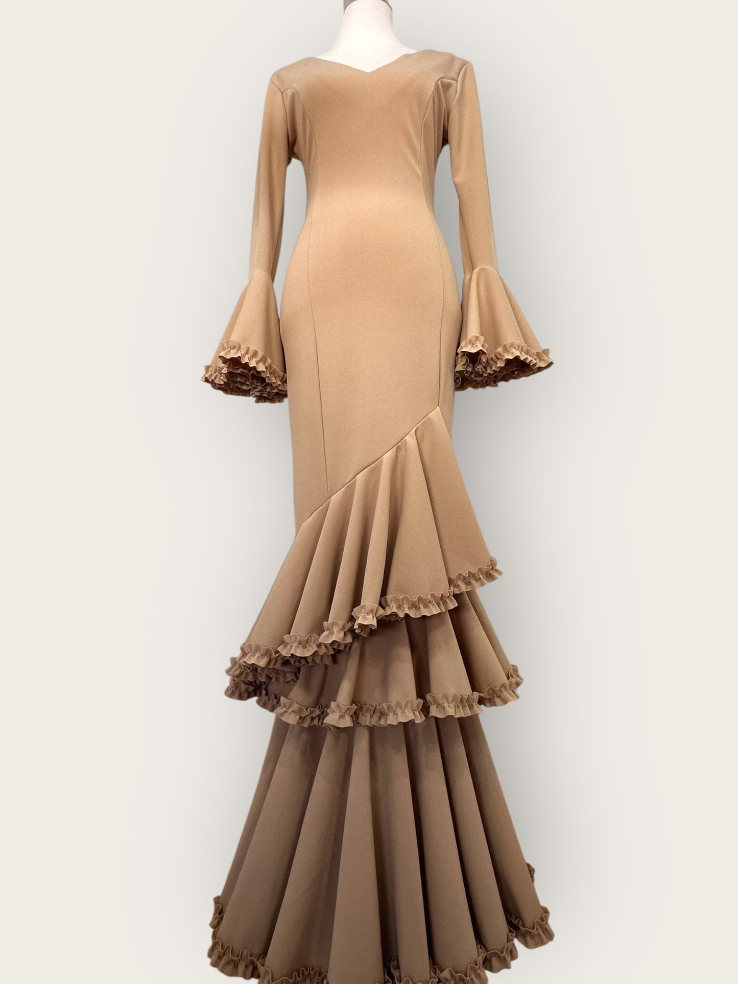 Vestido Carmesí Camel