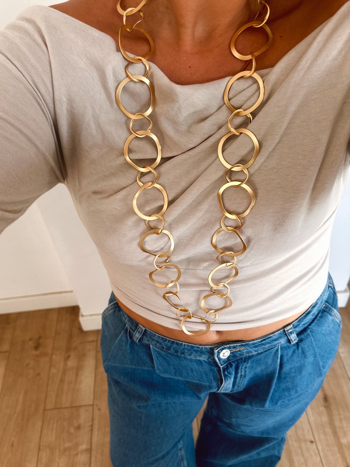Collar Madonna