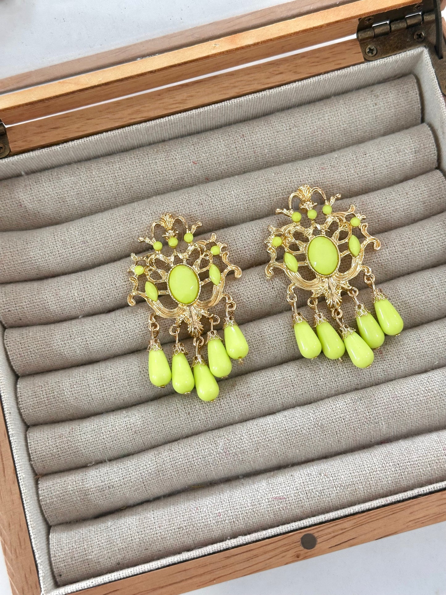 Pendientes Menina Lima