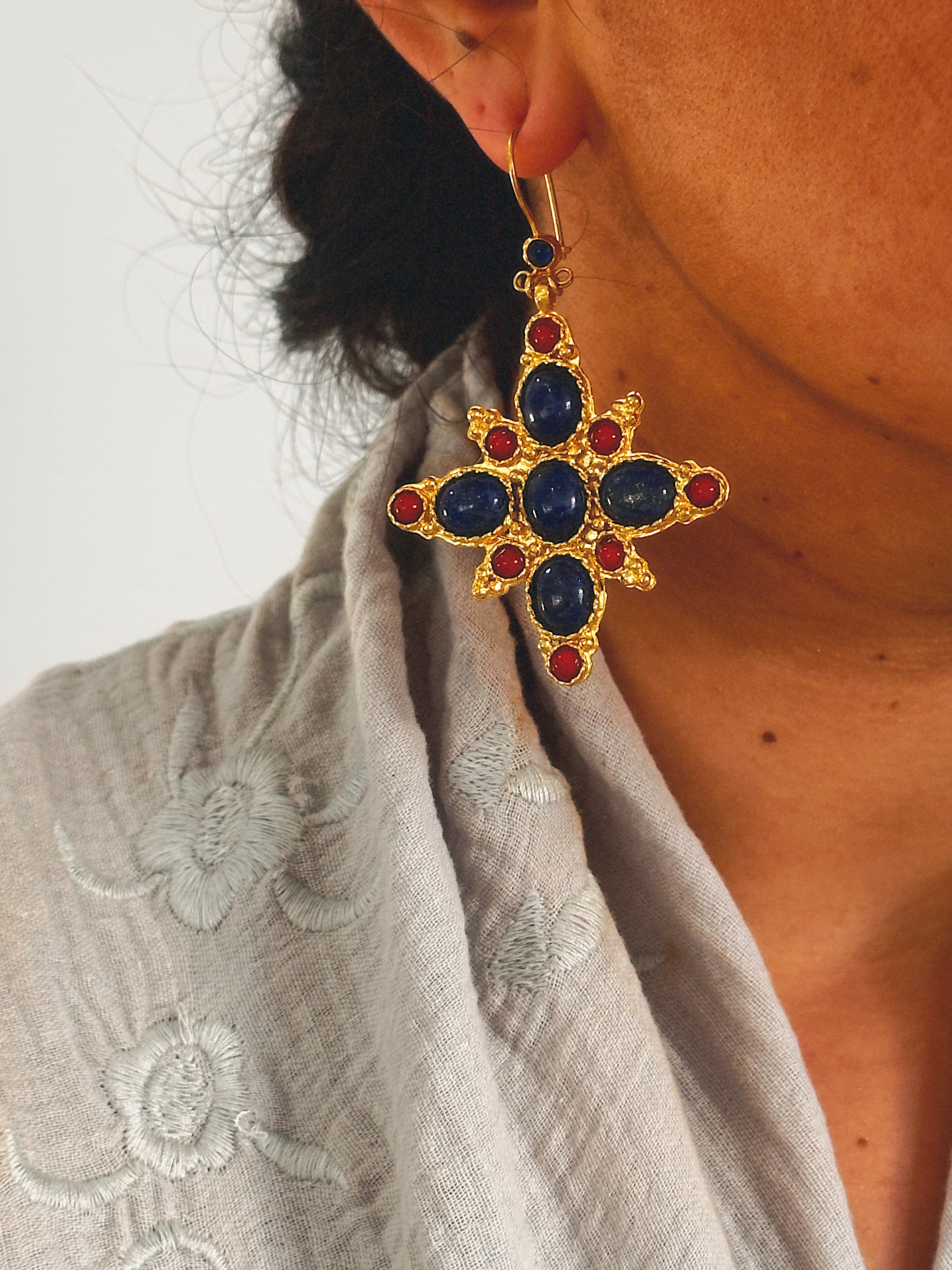 Pendientes Estrella Azul Marino y Rojo