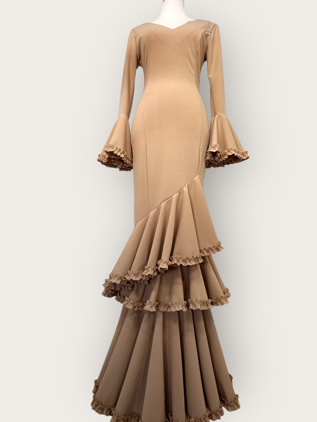 Vestido Carmesí Camel