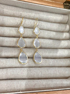 Pendientes Lágrima triple blanco