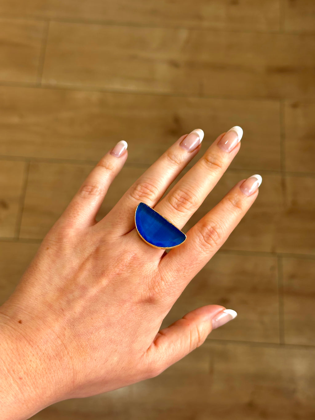 Anillo Afrodita Maxi Azul Eléctrico
