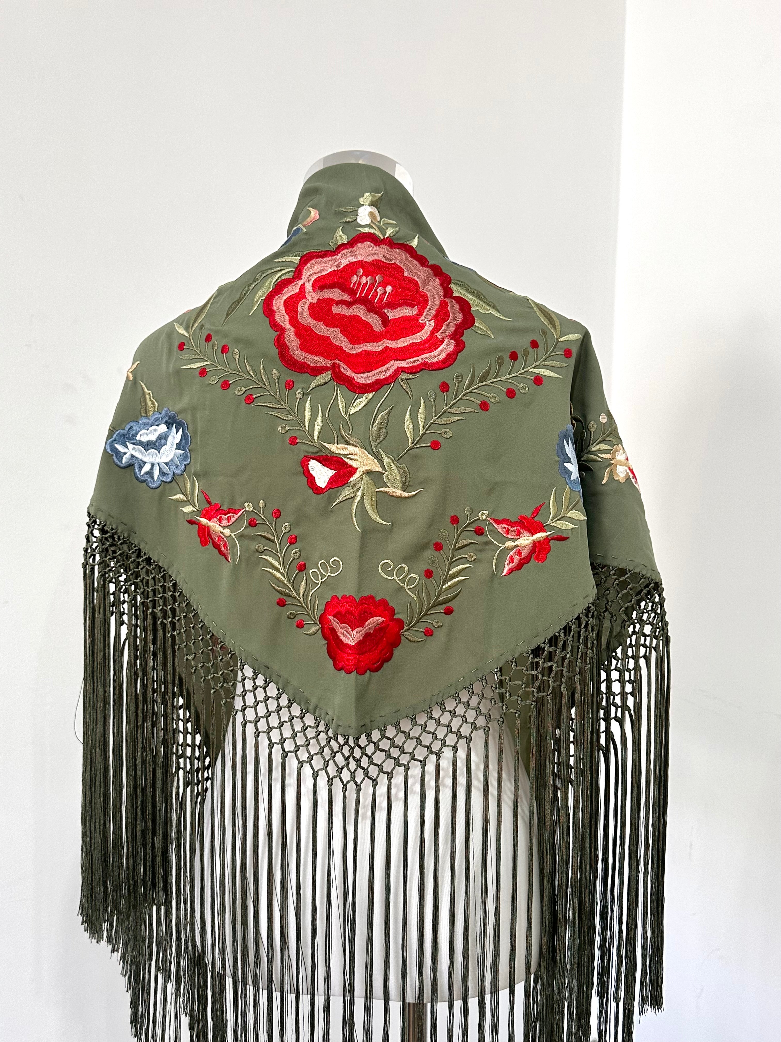 Mantoncillo Candela Verde Militar