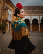 Mantoncillo Fantasía Verde Botella bordado en dorado