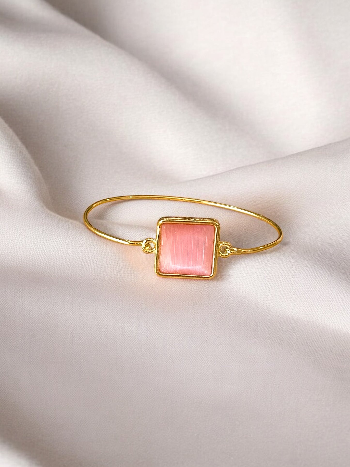 Brazalete cristal natural rosa claro