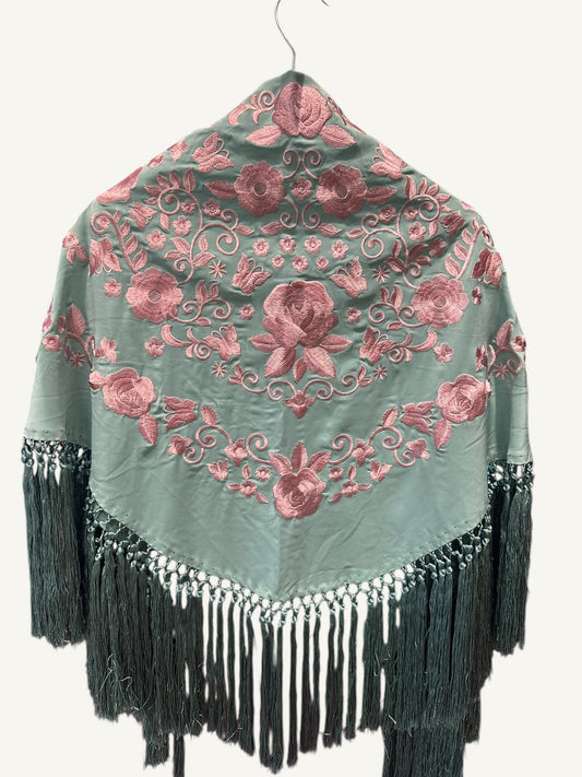 Mantoncillo fantasía verde jabonoso bordado rosa palo