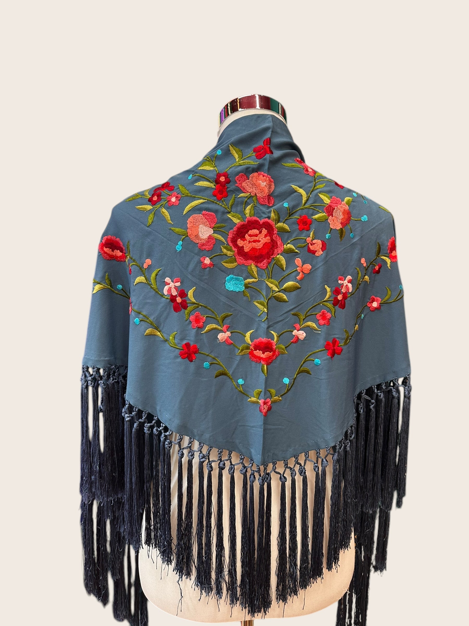 Mantoncillo Cristina Azul Petróleo