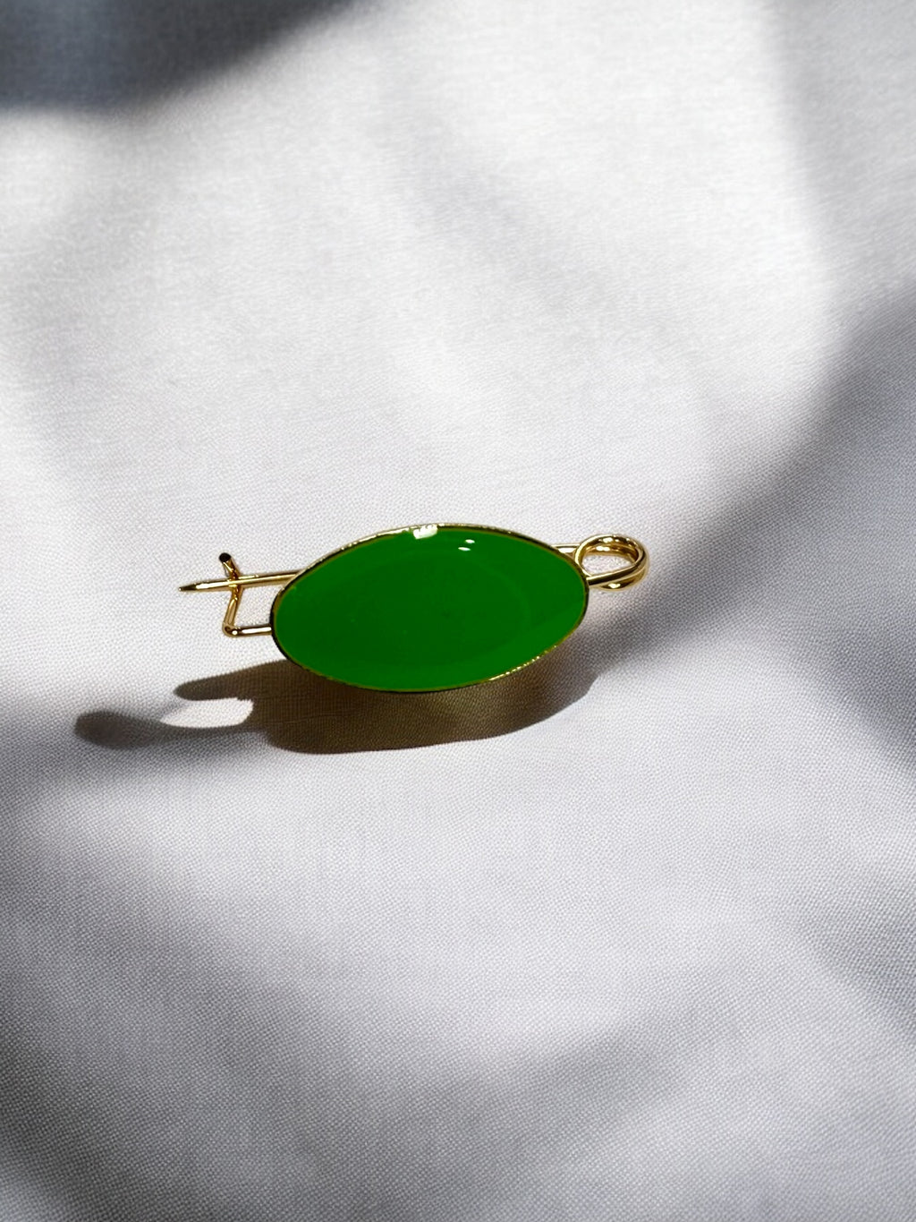 Broche Liso Verde Claro