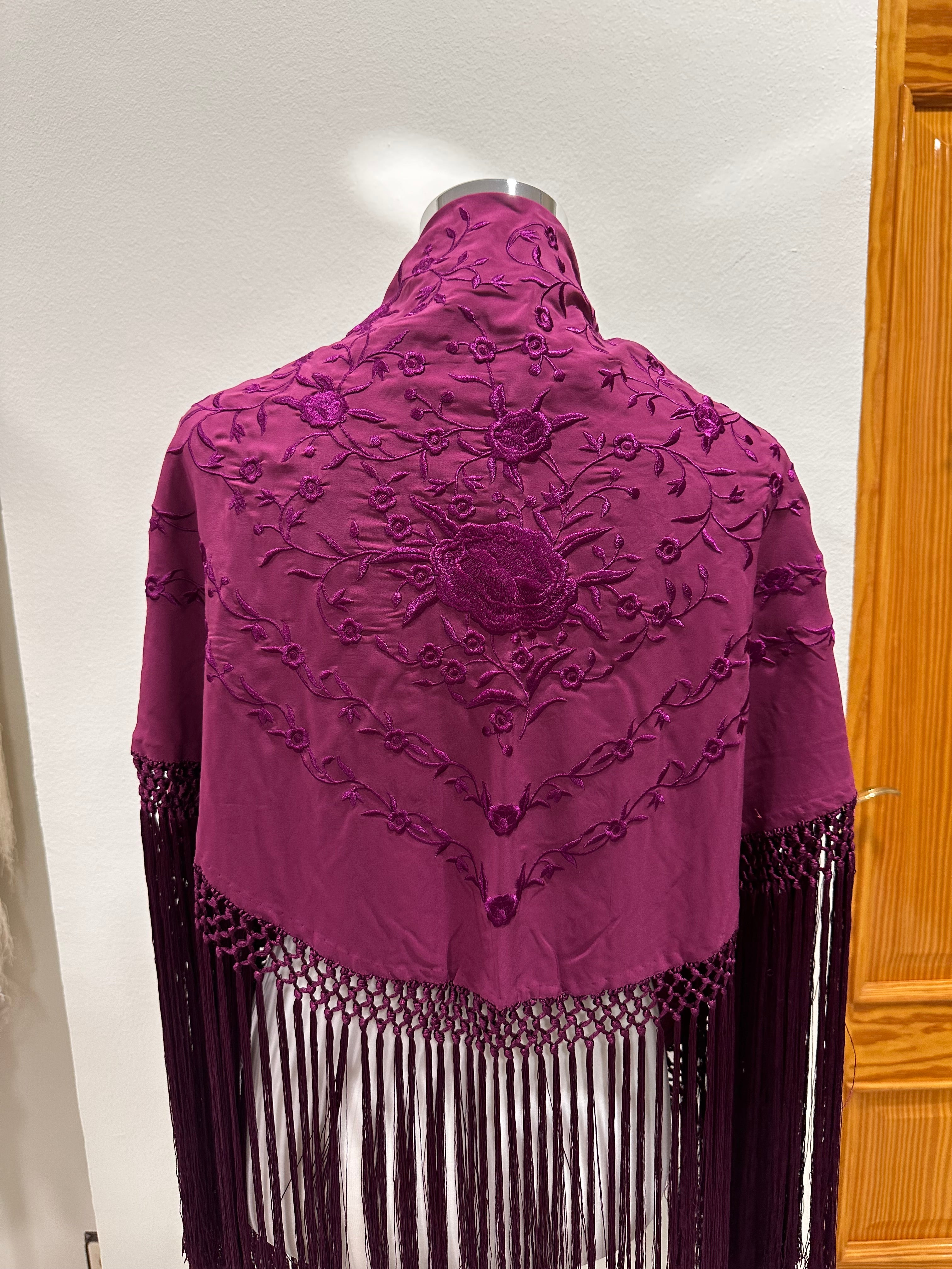 Mantoncillo Dolores vino