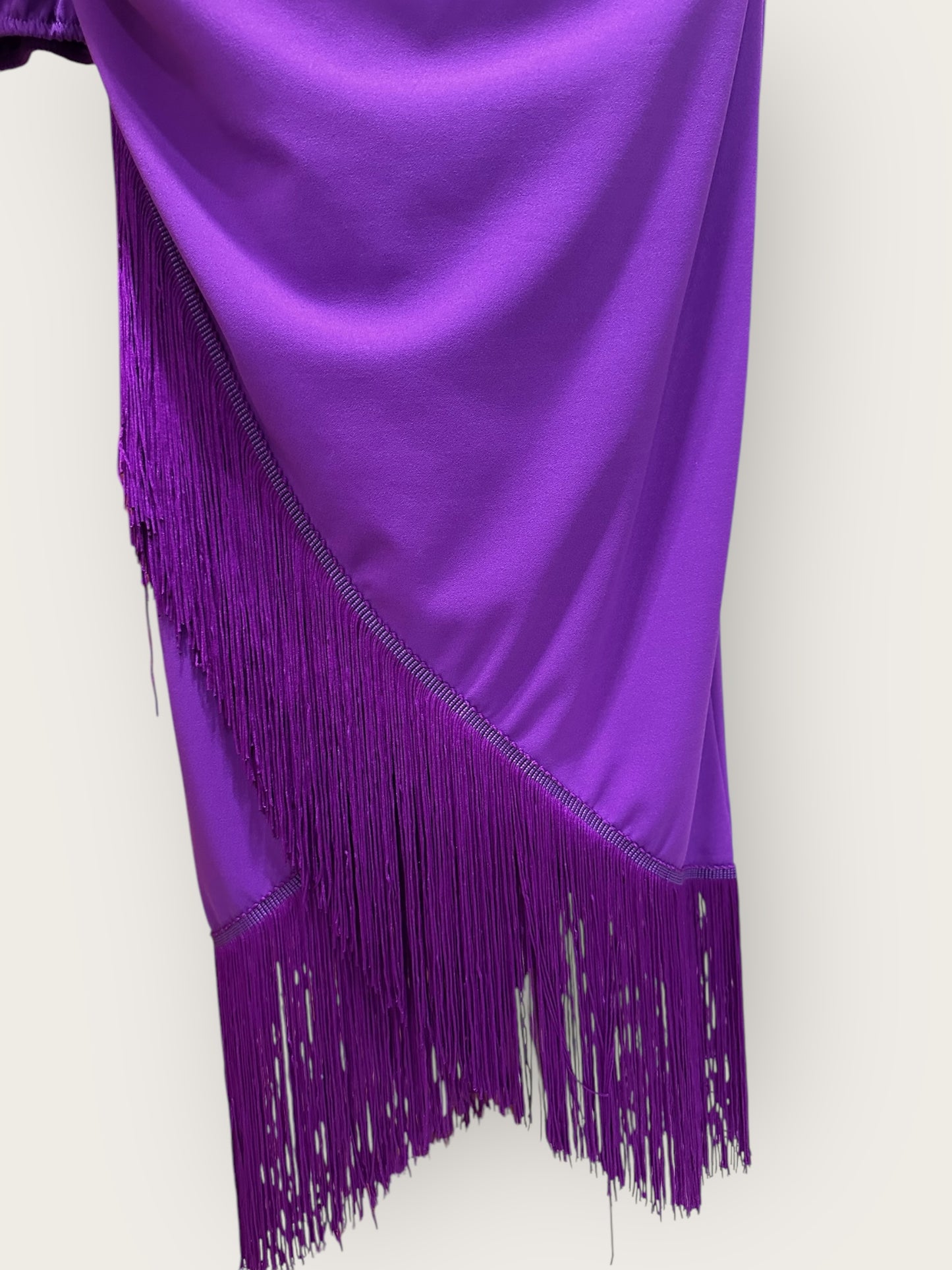 Vestido Gloria Flecos Morado