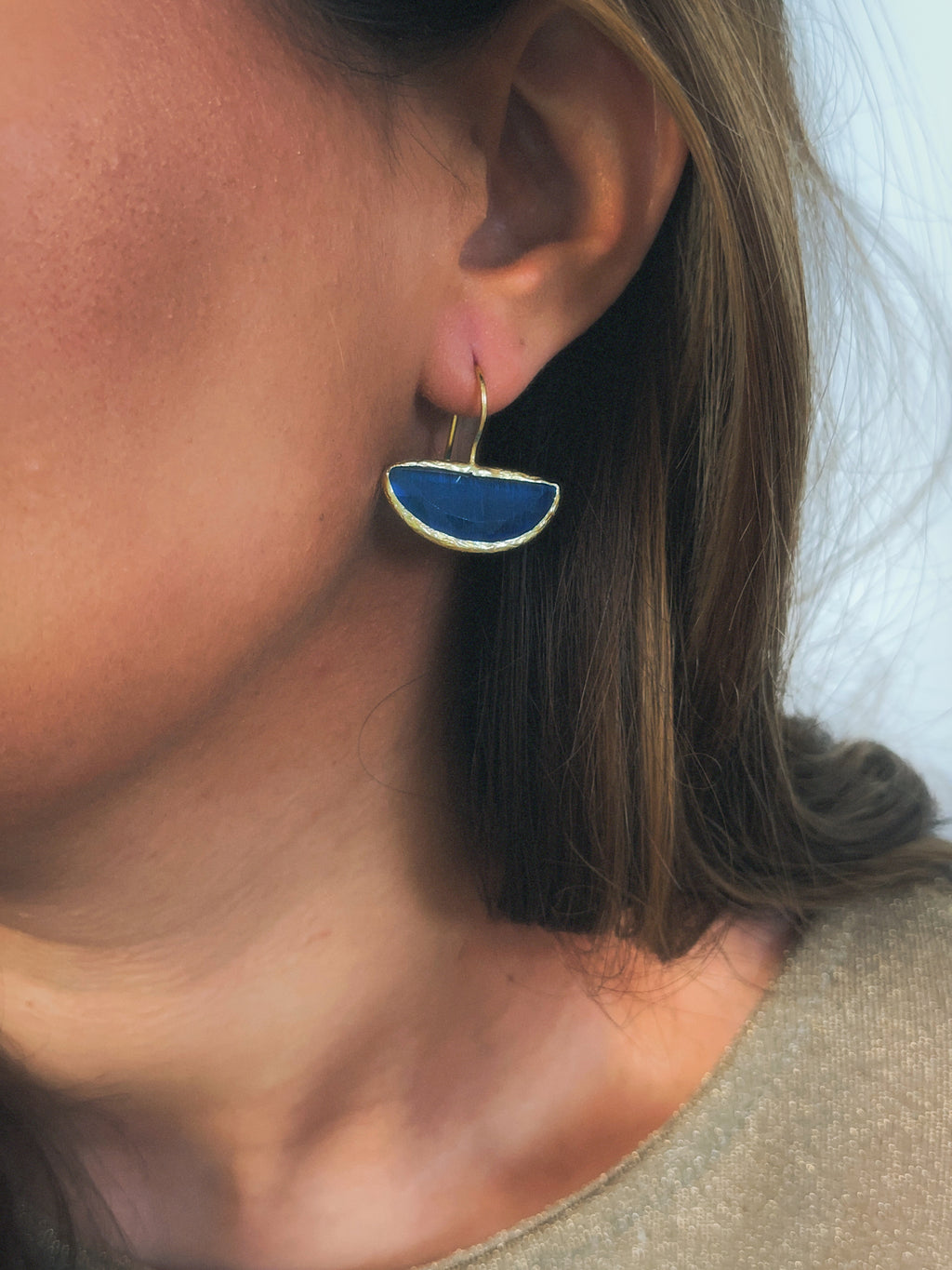 Pendiente abanico cristal azul zafiro