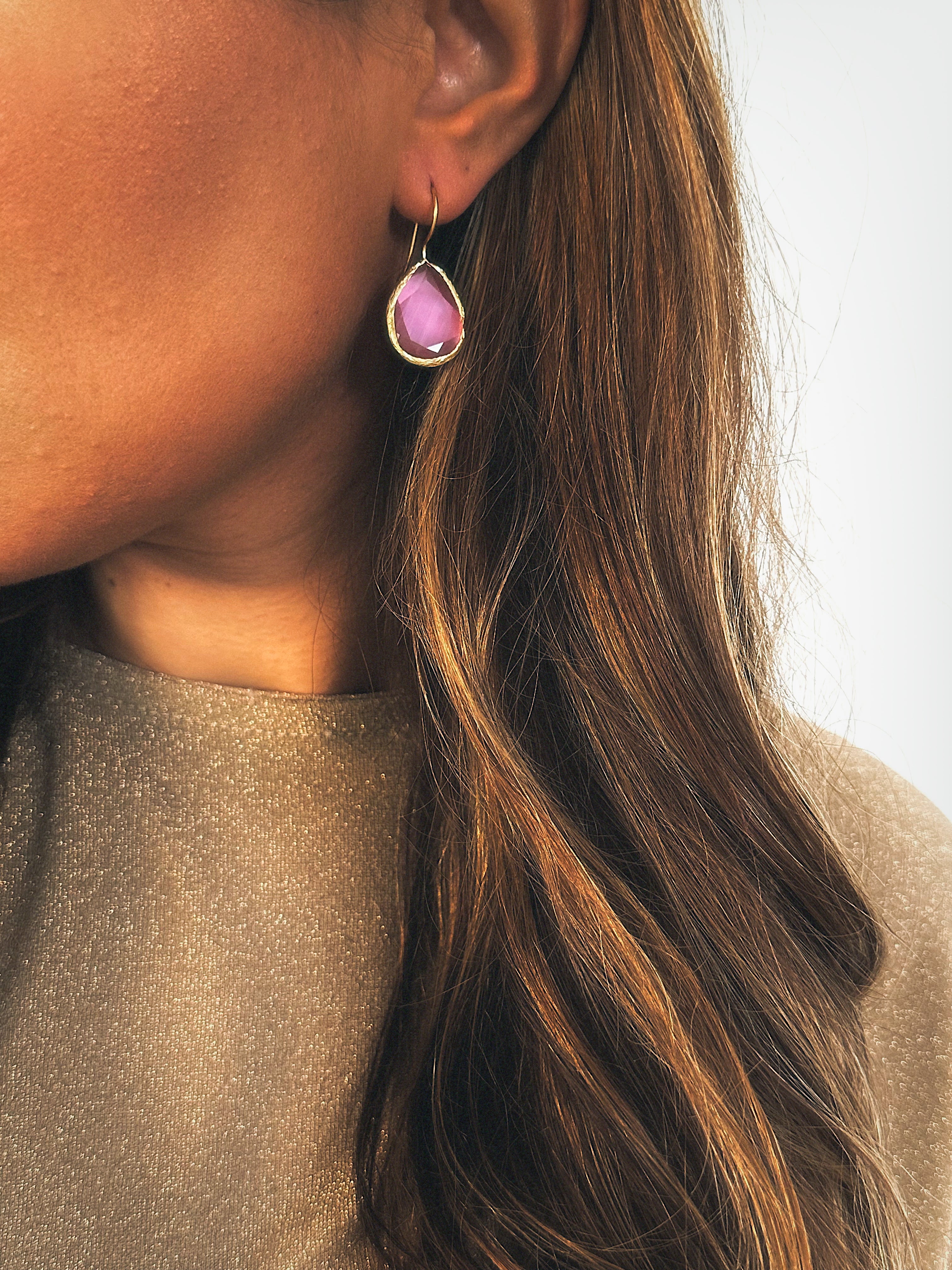 Pendiente gota cristal rosa