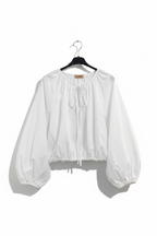 Blusa Abullonada Blanca
