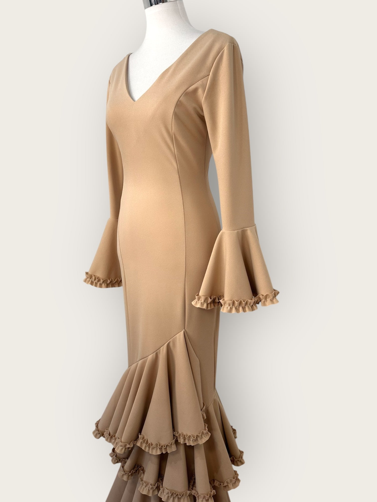 Vestido Carmesí Camel