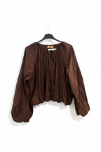 Blusa Abullonada Marrón