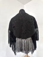 Mantoncillo Fantasía Negro Bordado al tono