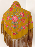 Mantoncillo Clavelines Albero bordado Pastel