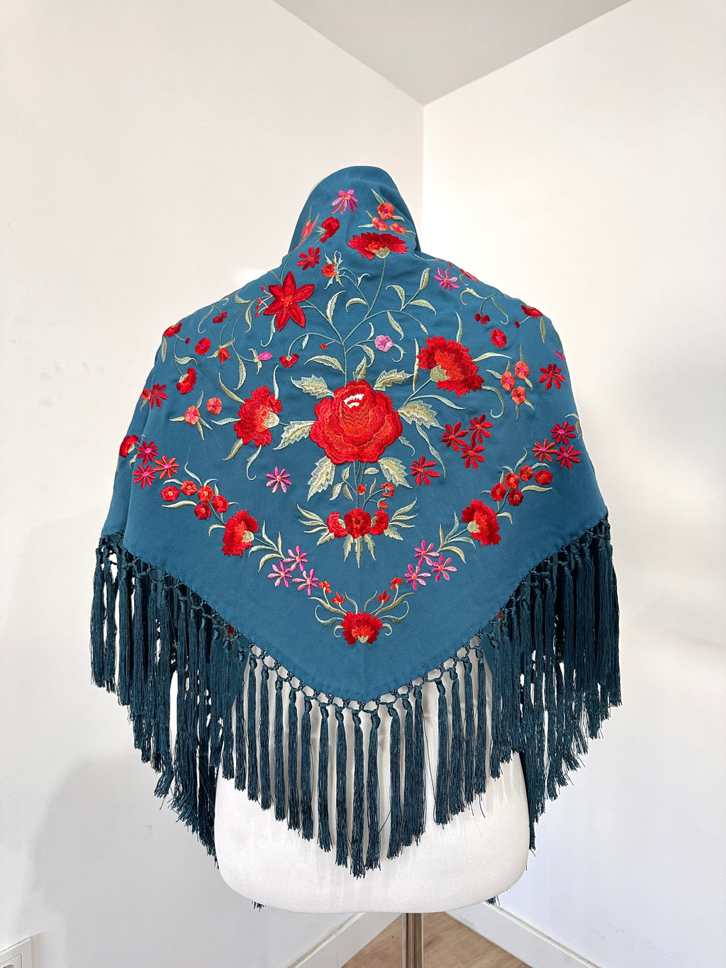 Mantoncillo Clavelines Azul Petróleo