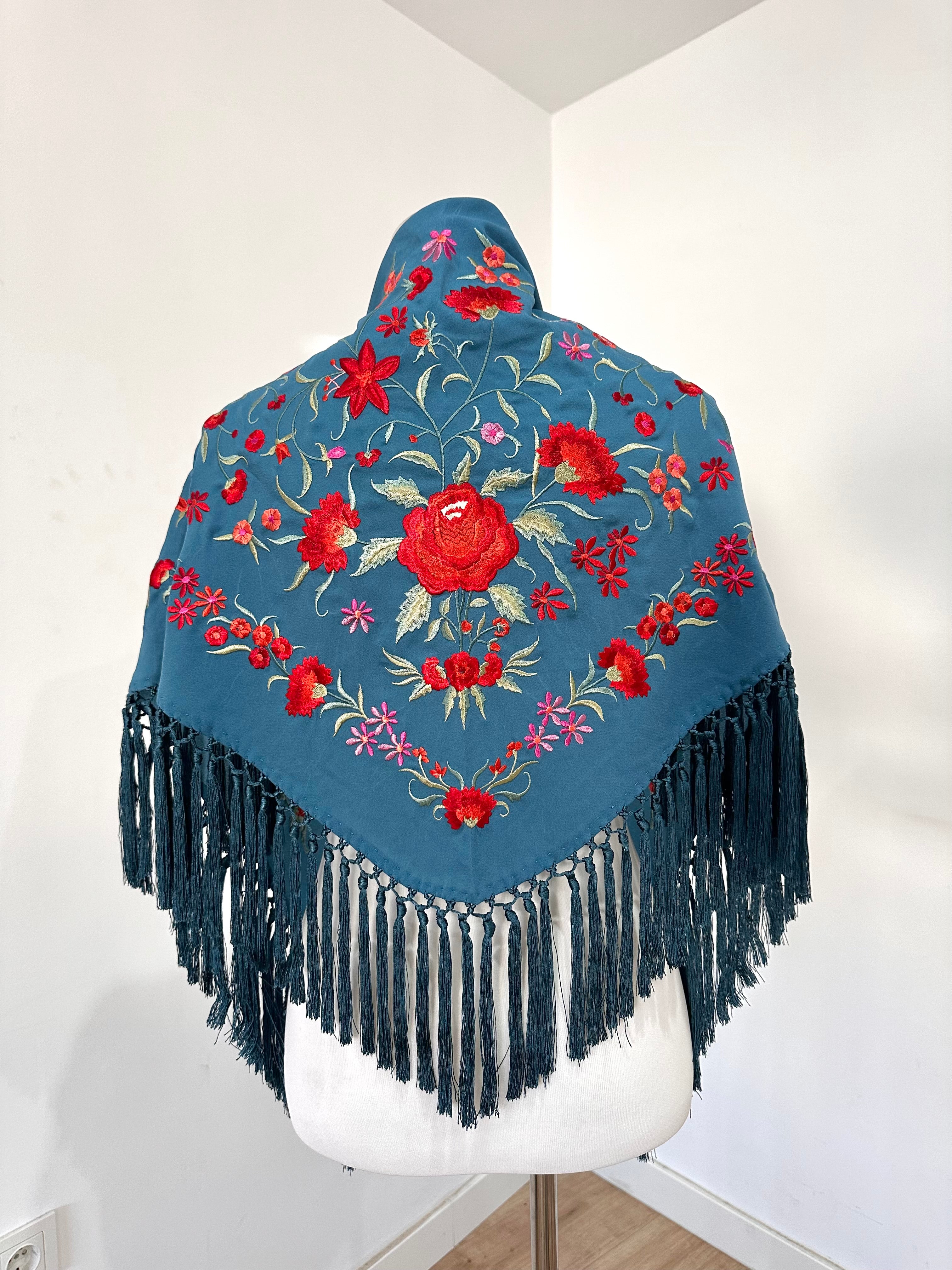 Mantoncillo Clavelines Azul Petróleo