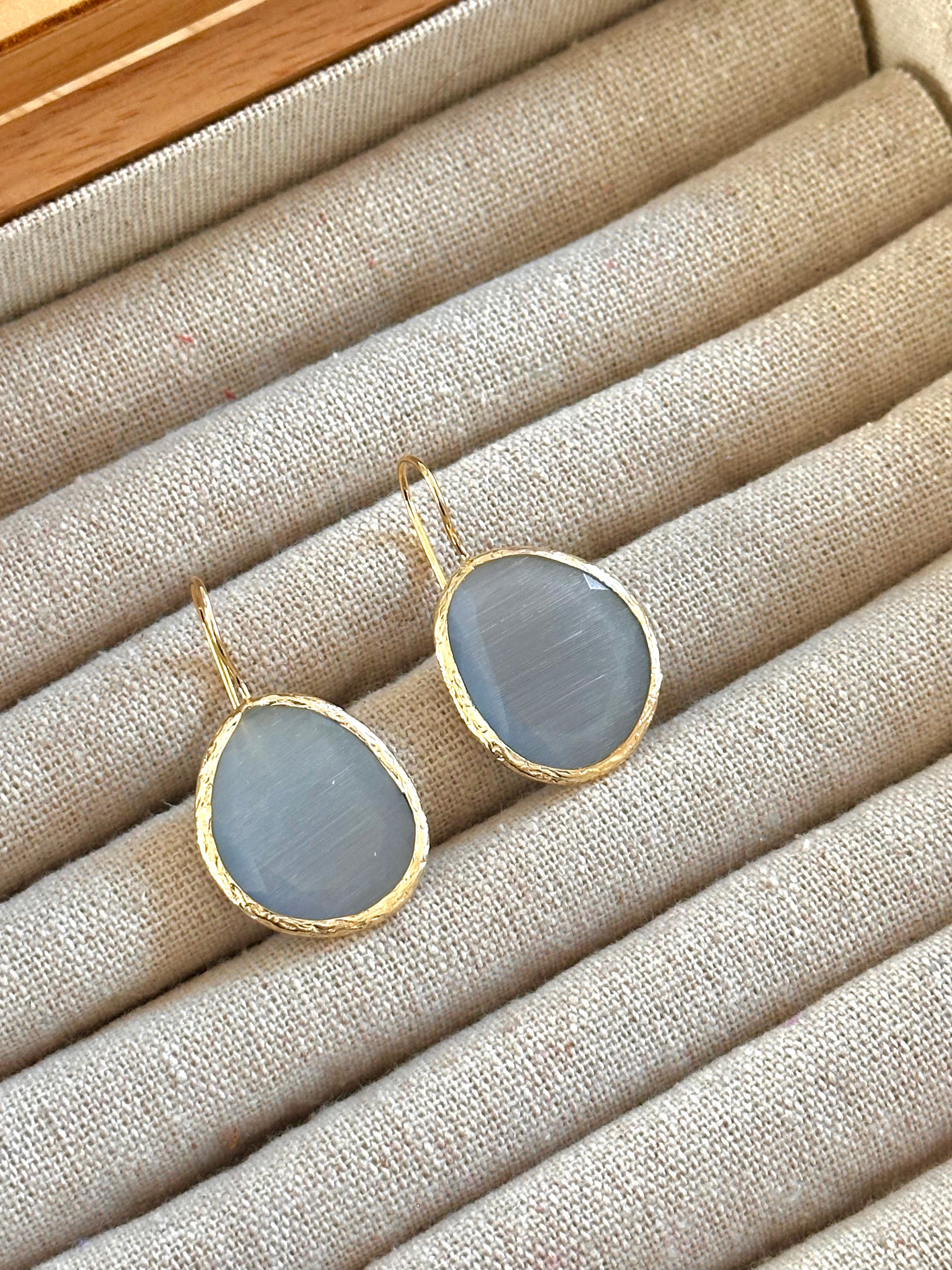 Pendientes Óvalo Blanco