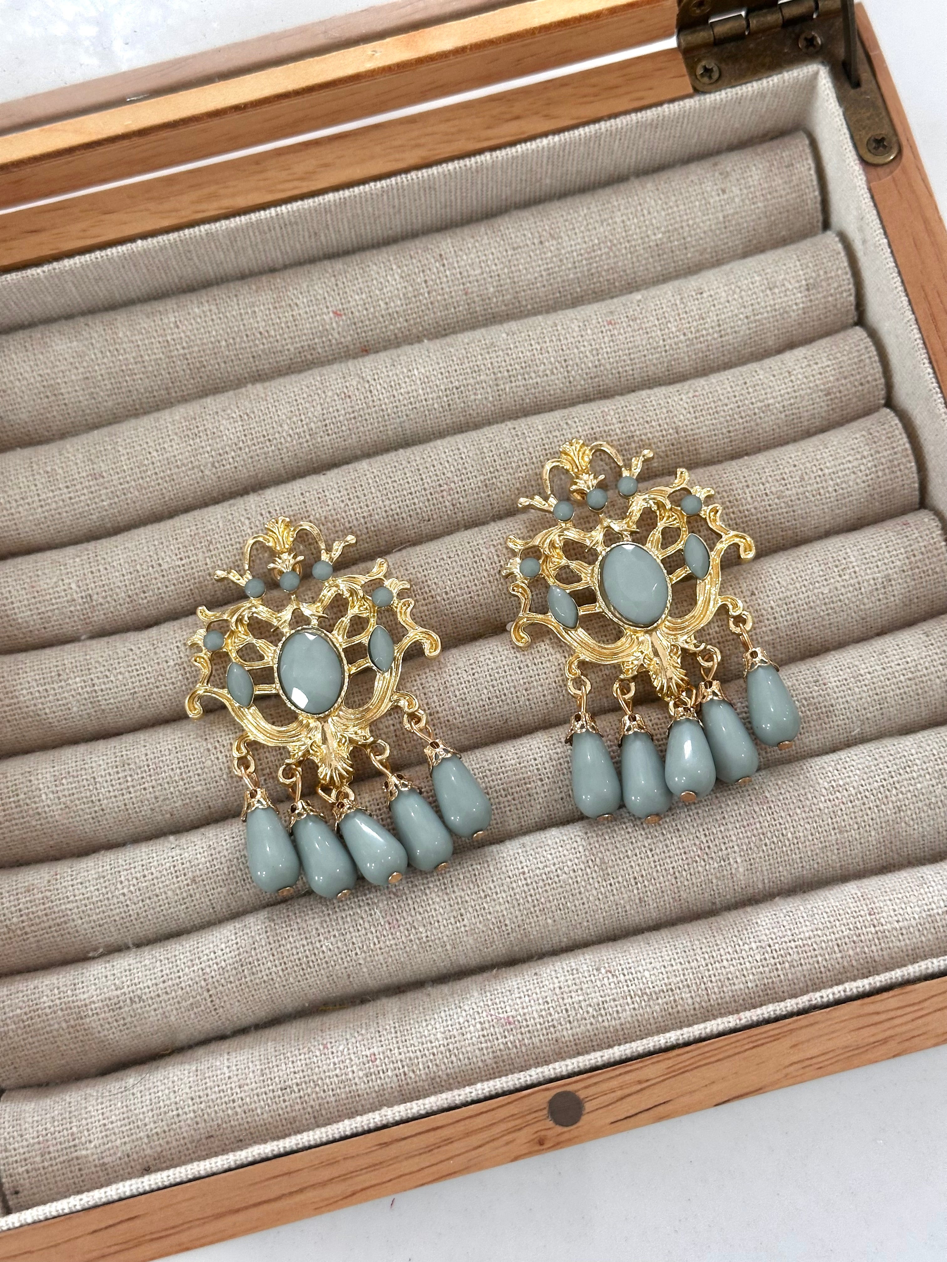 Pendientes menina verde jabonoso