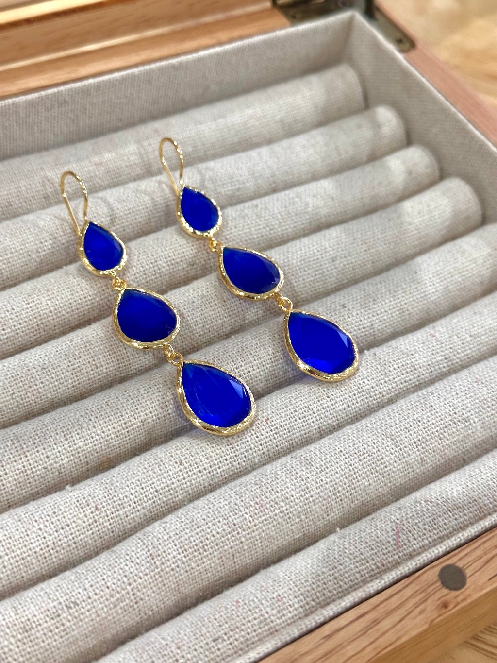 Pendientes lágrima triple azul electrico