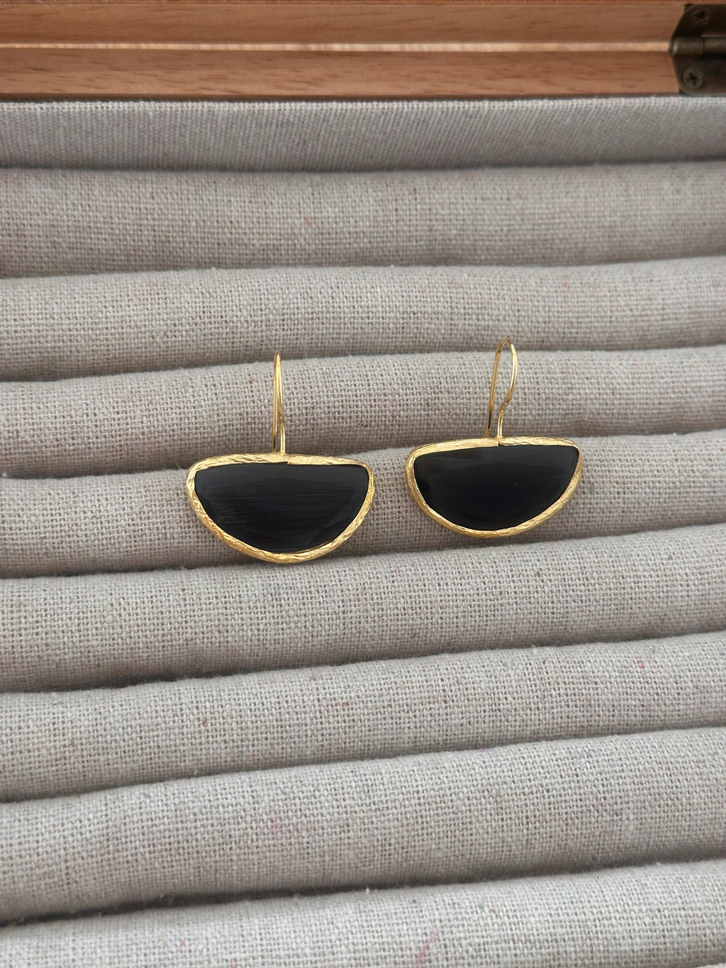 Pendientes Afrodita big negros