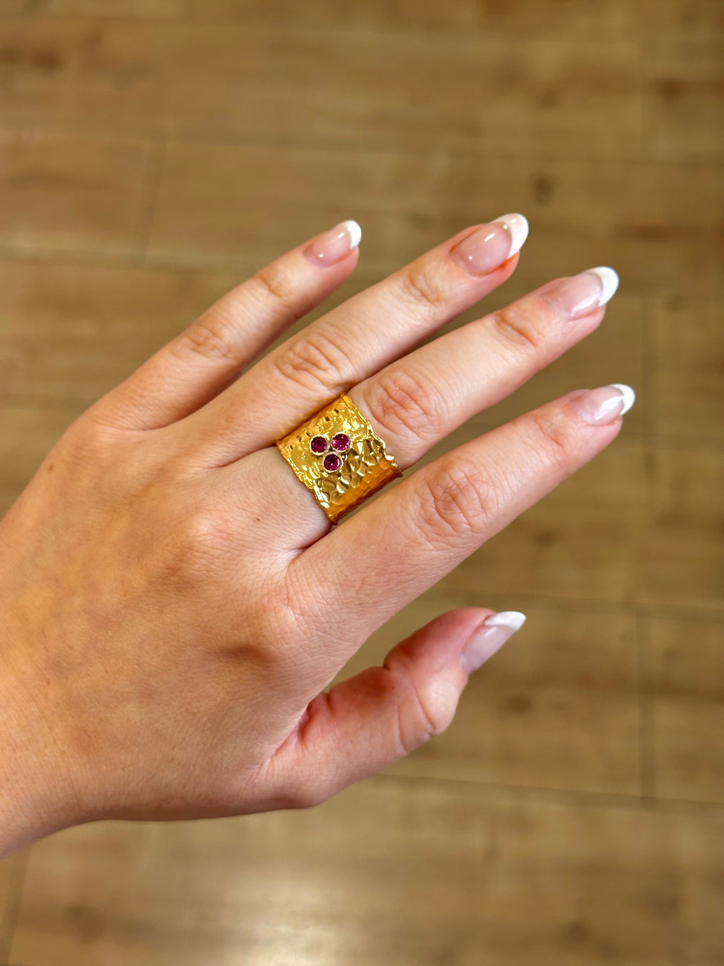 Anillo Agatha Fucsia