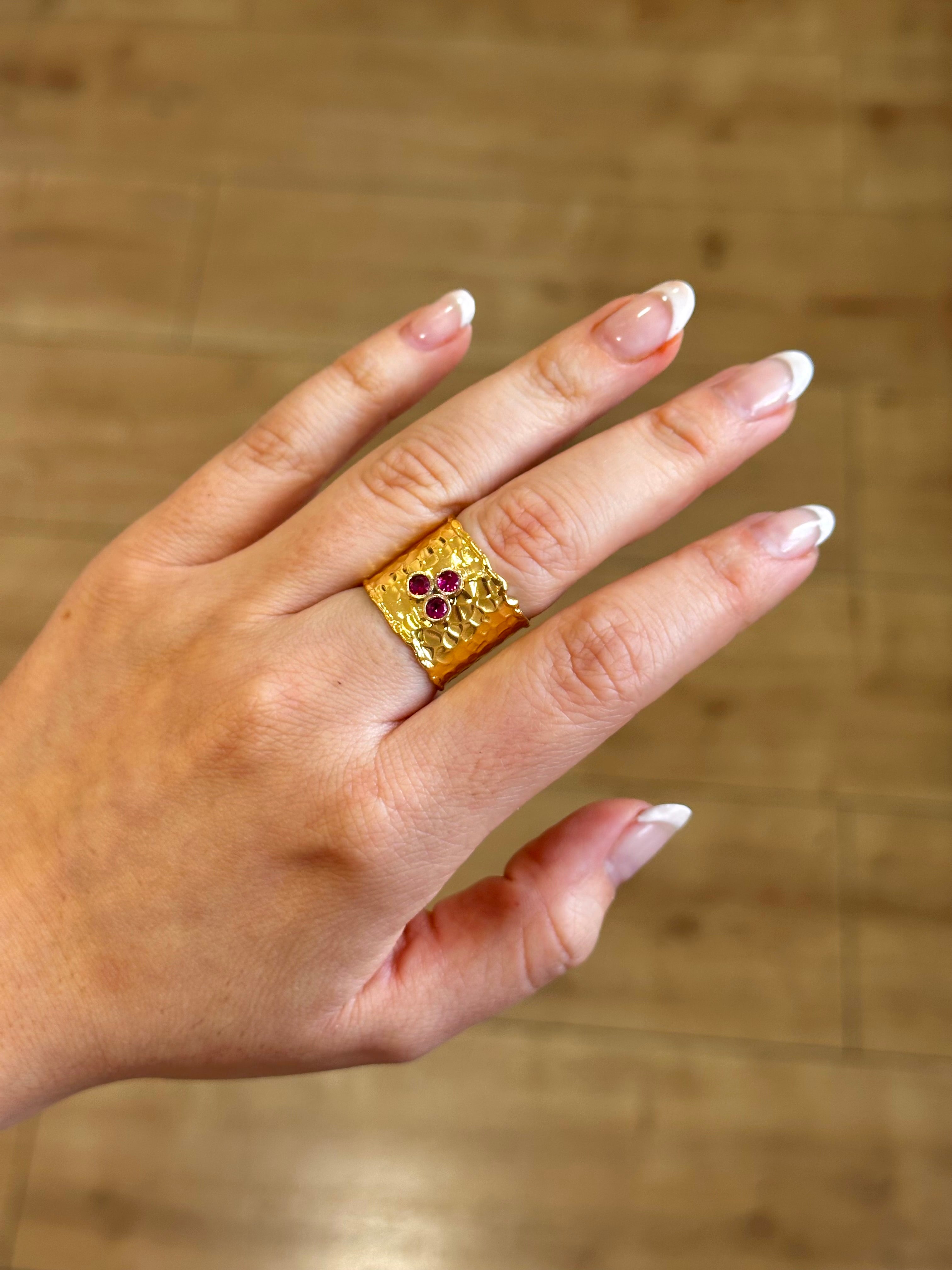 Anillo Agatha Fucsia