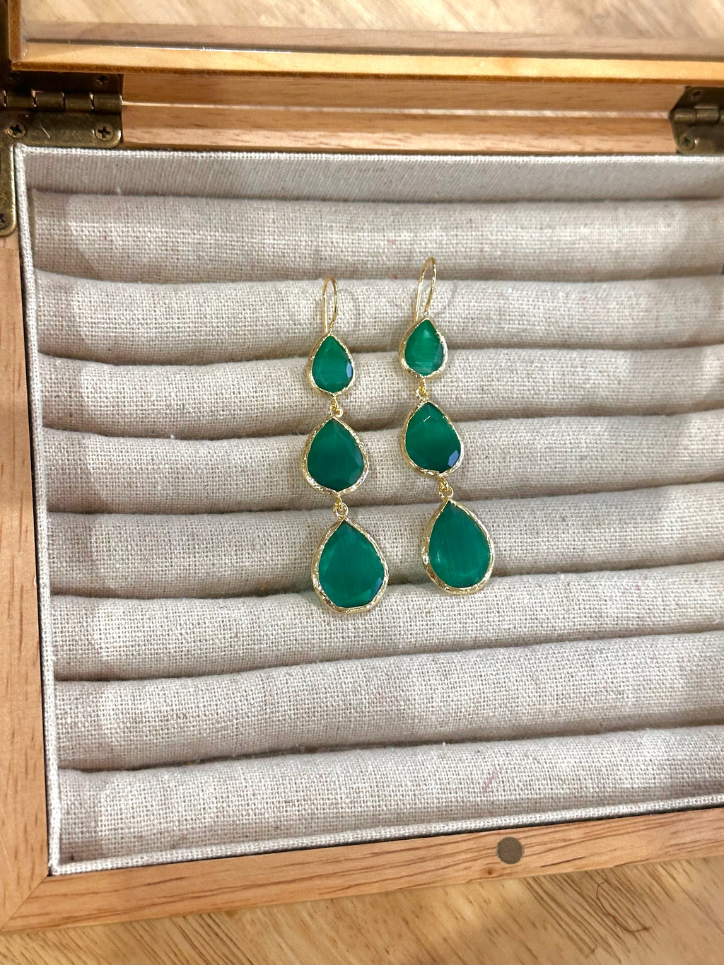 Pendientes lágrima triple Esmeralda