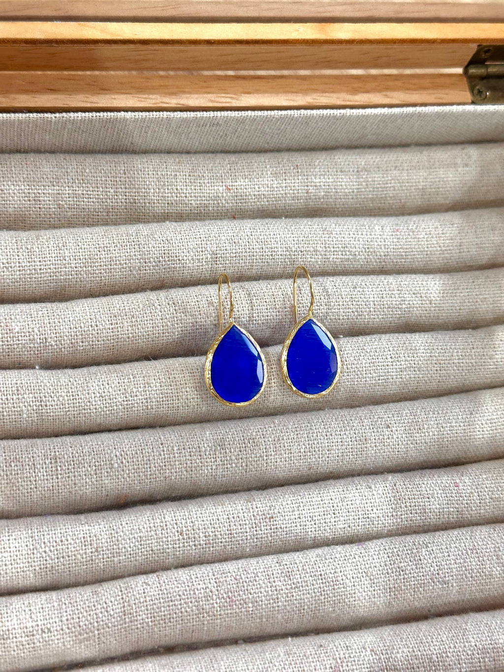 Pendientes lagrima azul electrico