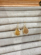 Pendiente lagrima tierra