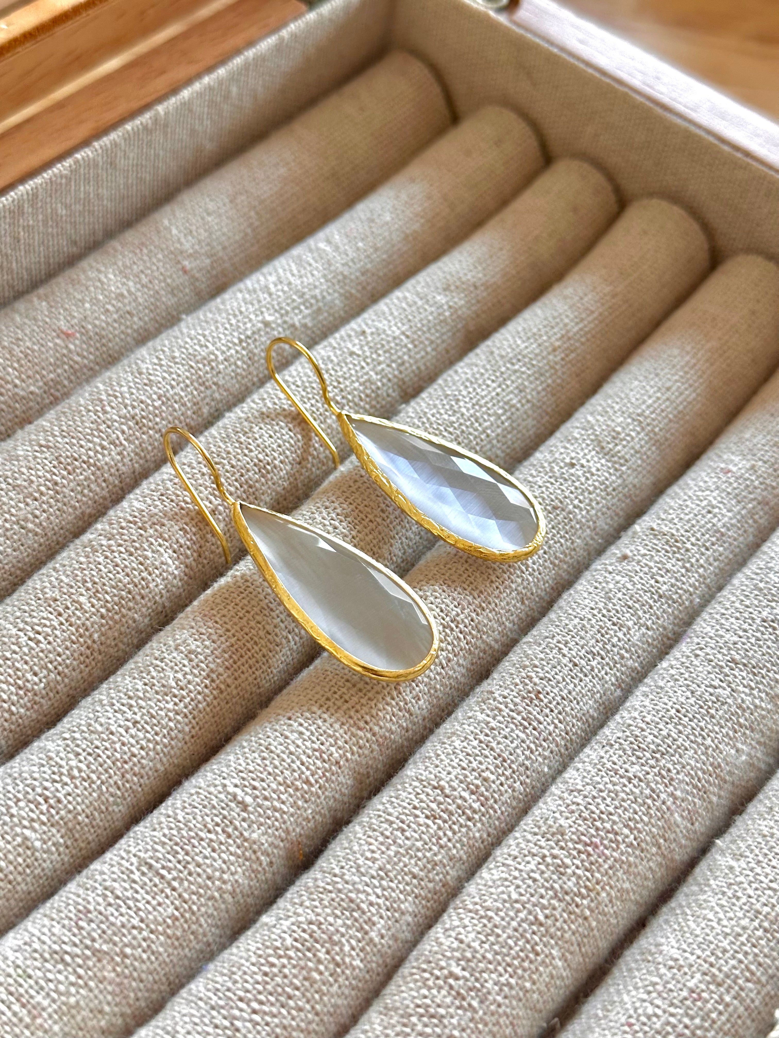 Pendientes lagrima BIG blanco