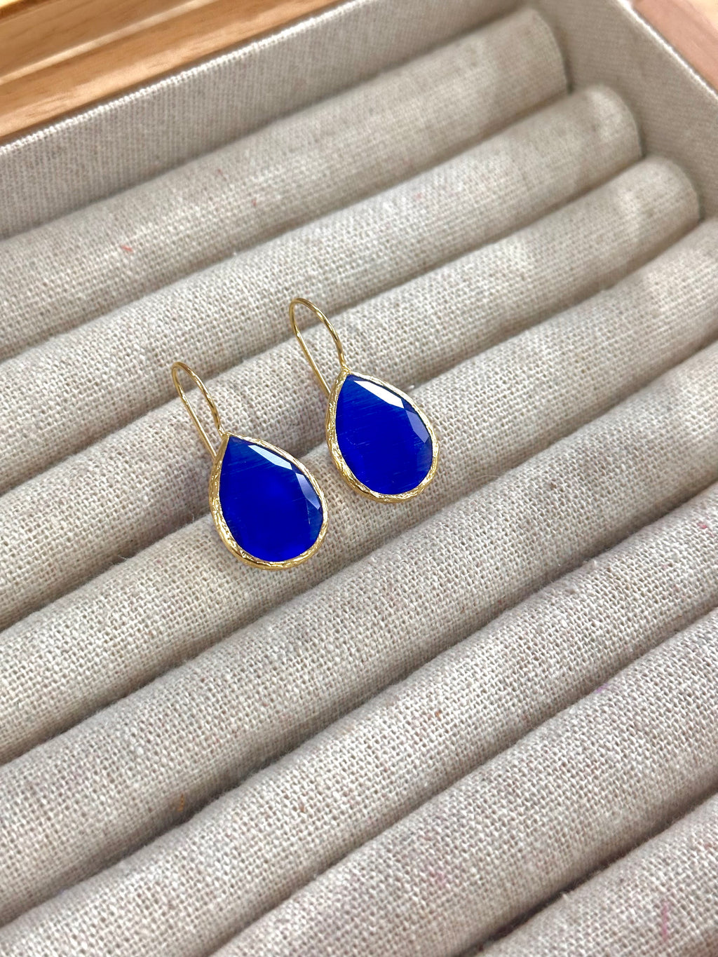 Pendientes lagrima azul electrico