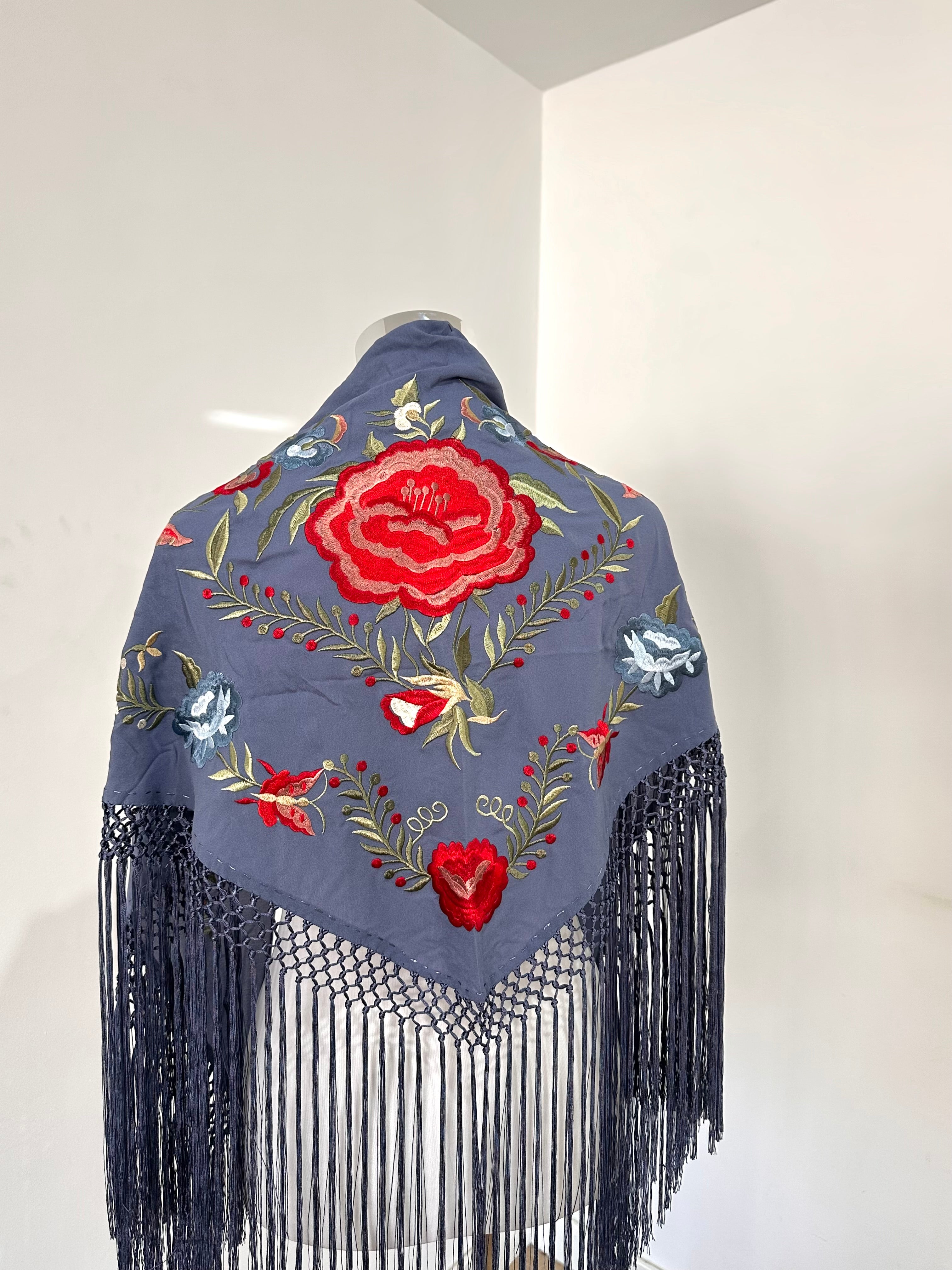 Mantoncillo Candela Azul Gisaceo