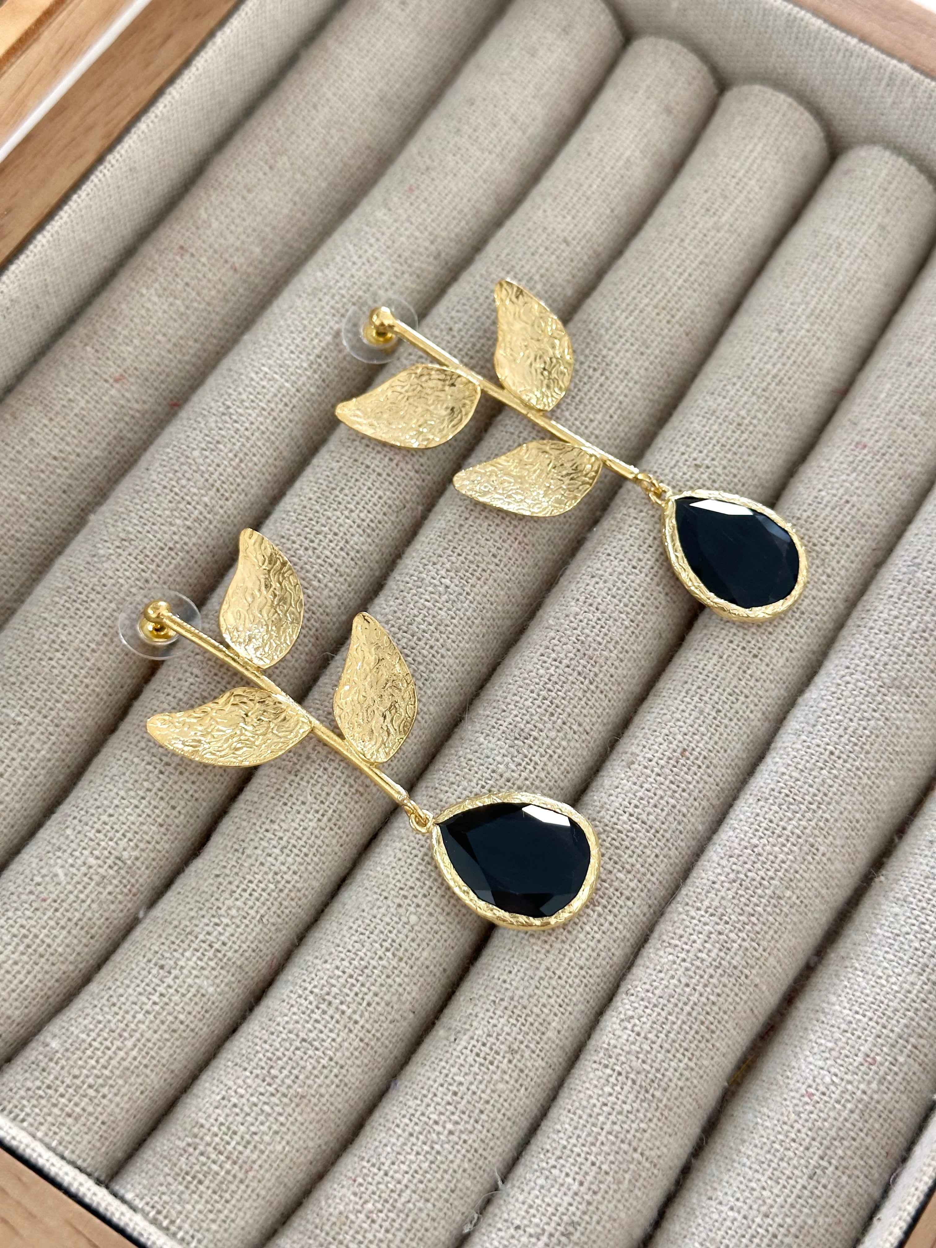 Pendientes Almería Negro