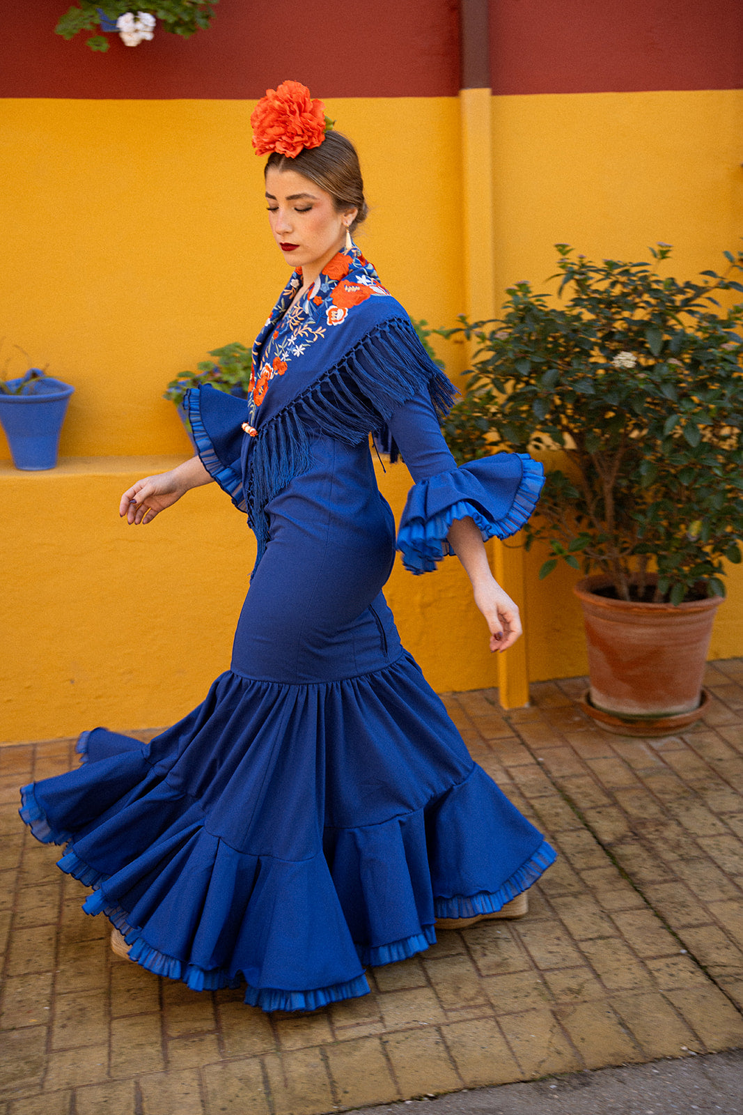 Traje de flamenca - Modelo Gloria Azul Eléctrico