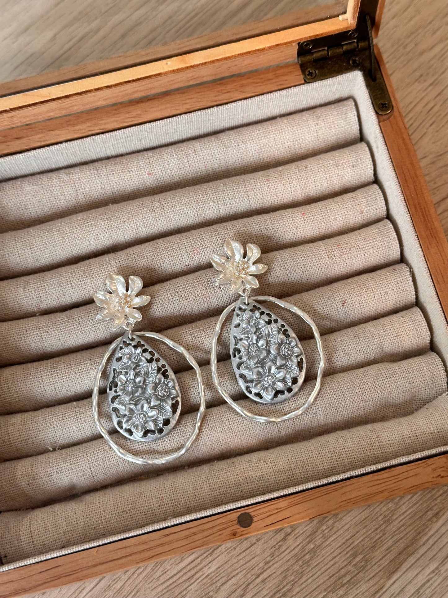 Pendientes albero plata