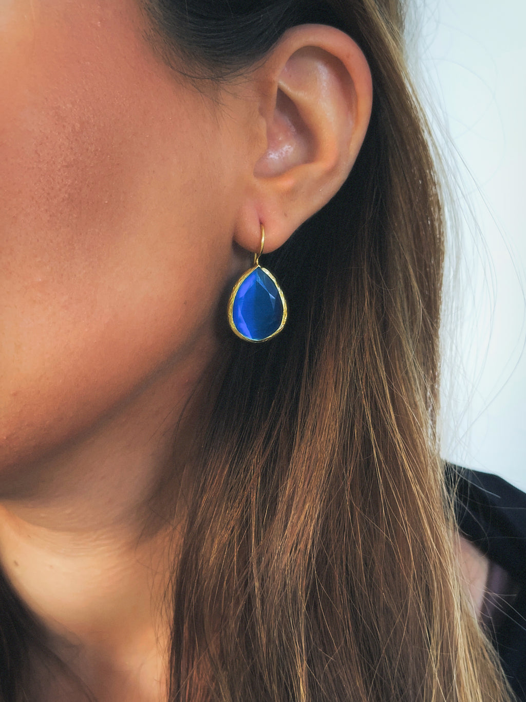 Pendiente gota cristal zafiro