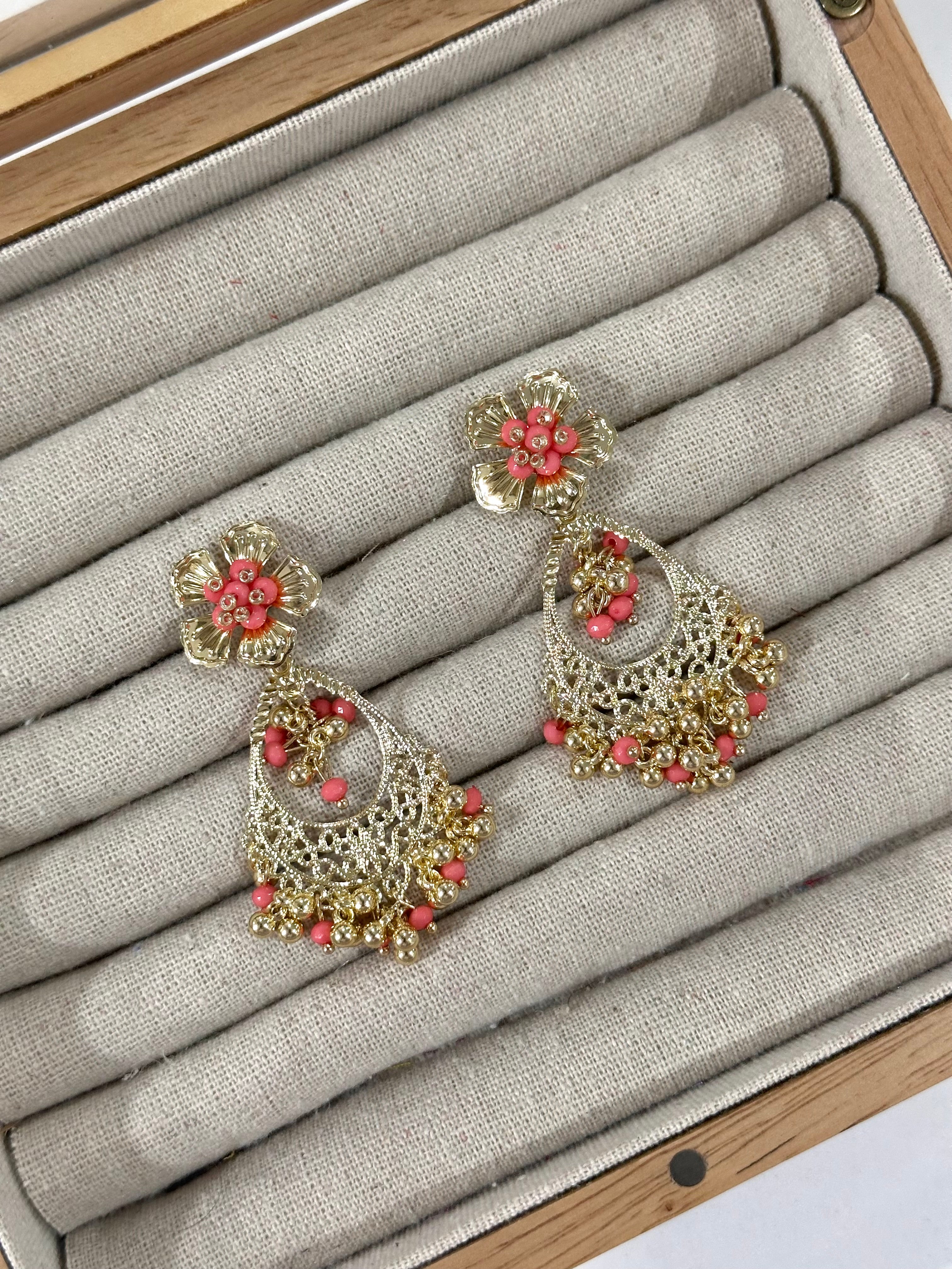 Pendientes Claudia Coral