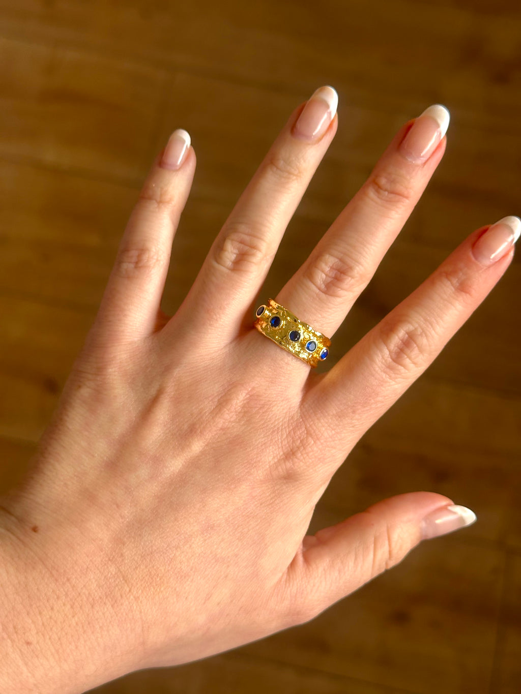 Anillo Roma Azul Eléctrico