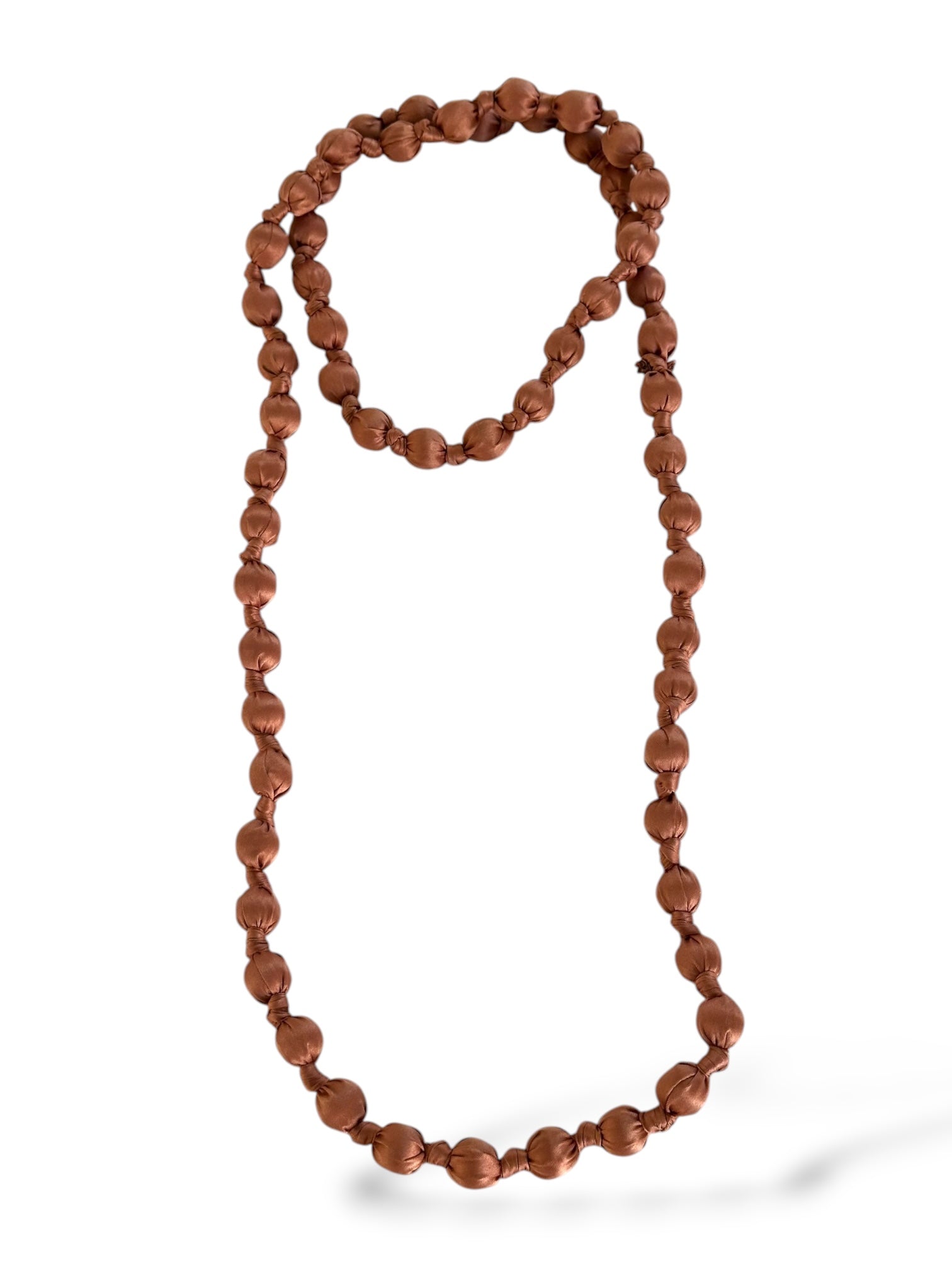 Collar Bolas Marrón