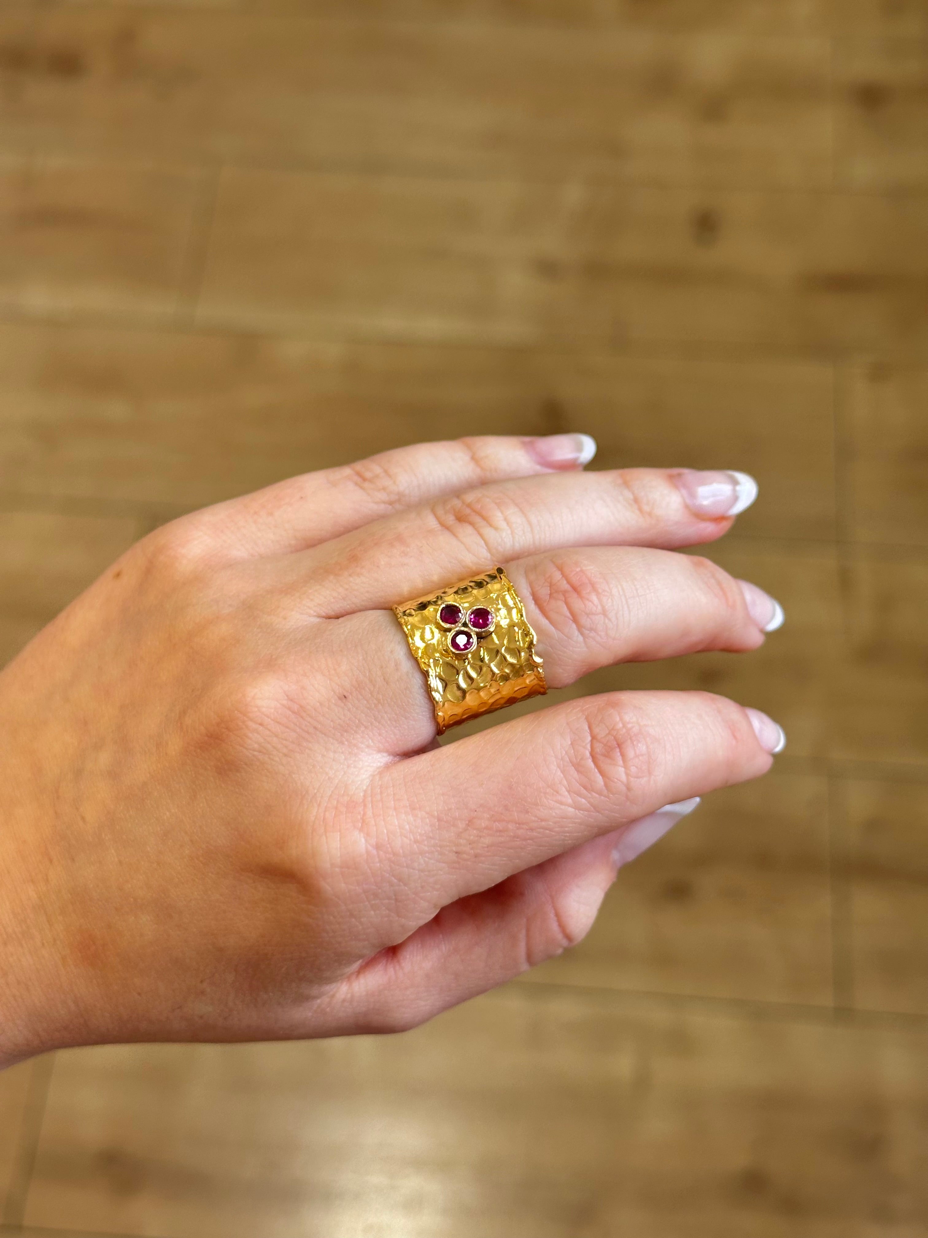 Anillo Agatha Fucsia