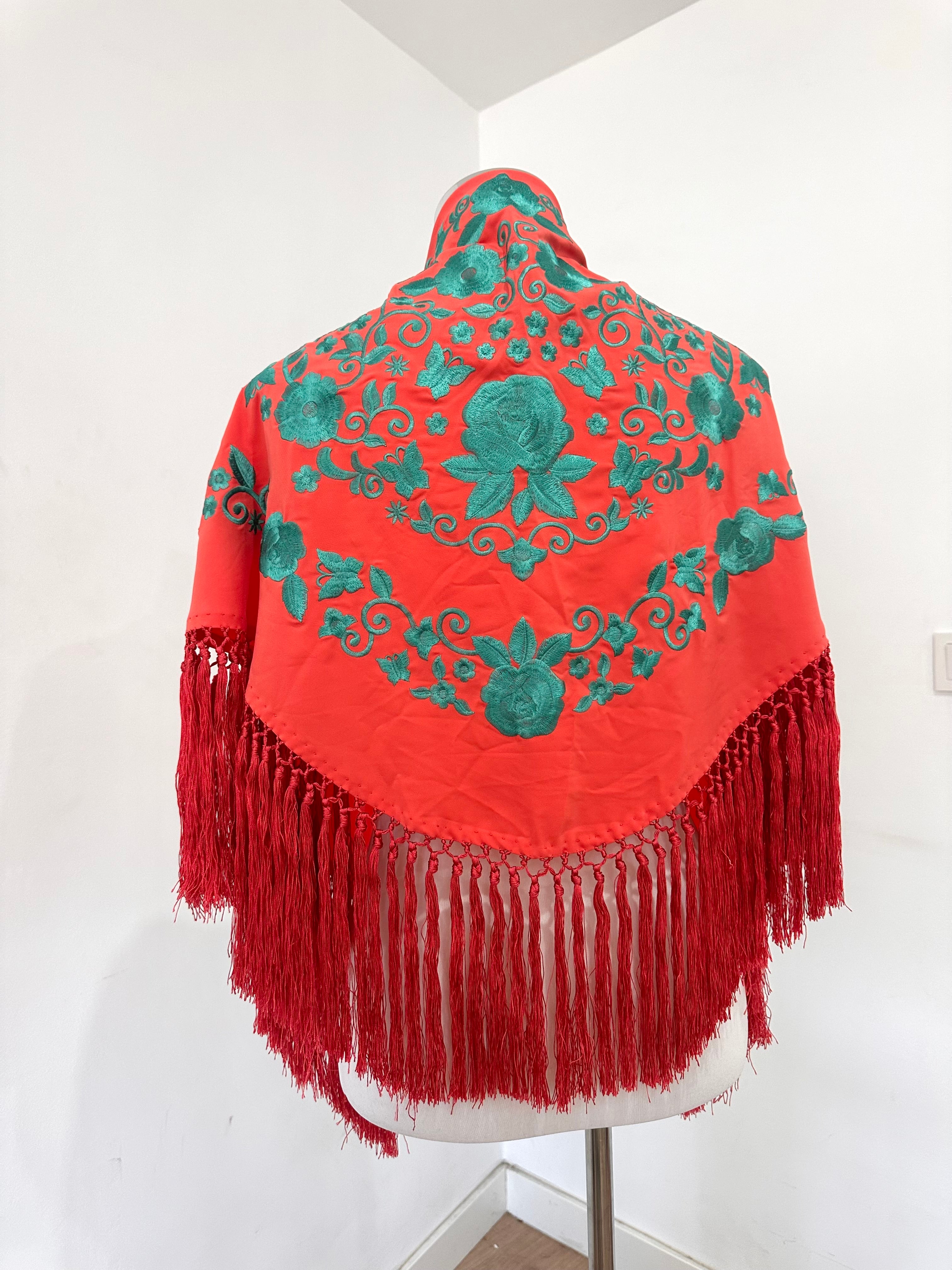 Mantoncillo Fantasía Coral Bordado Turquesa