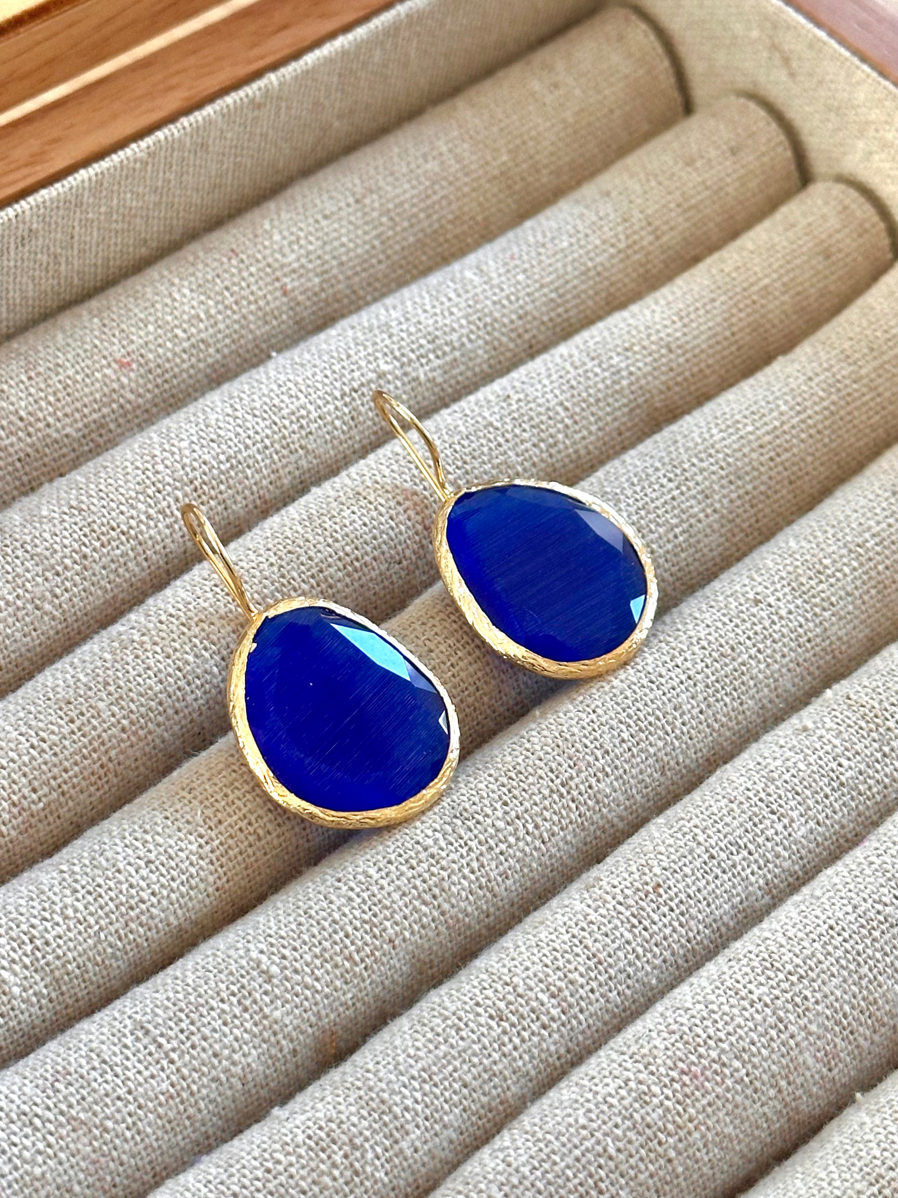 Pendientes Óvalo Azul Eléctrico