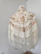 Mantoncillo Fantasía Blanco bordado en Marfil