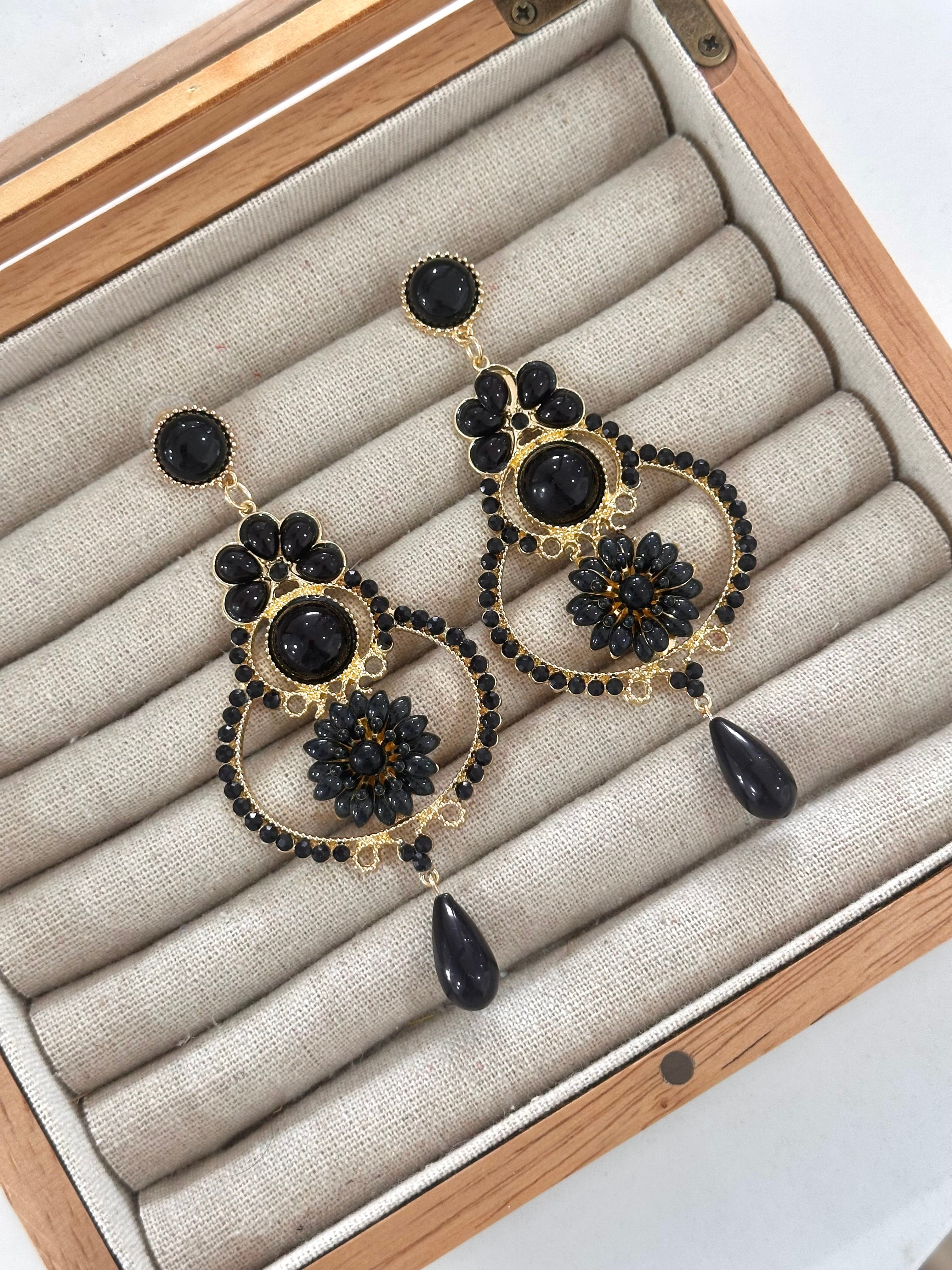 Pendientes Manuela Negro