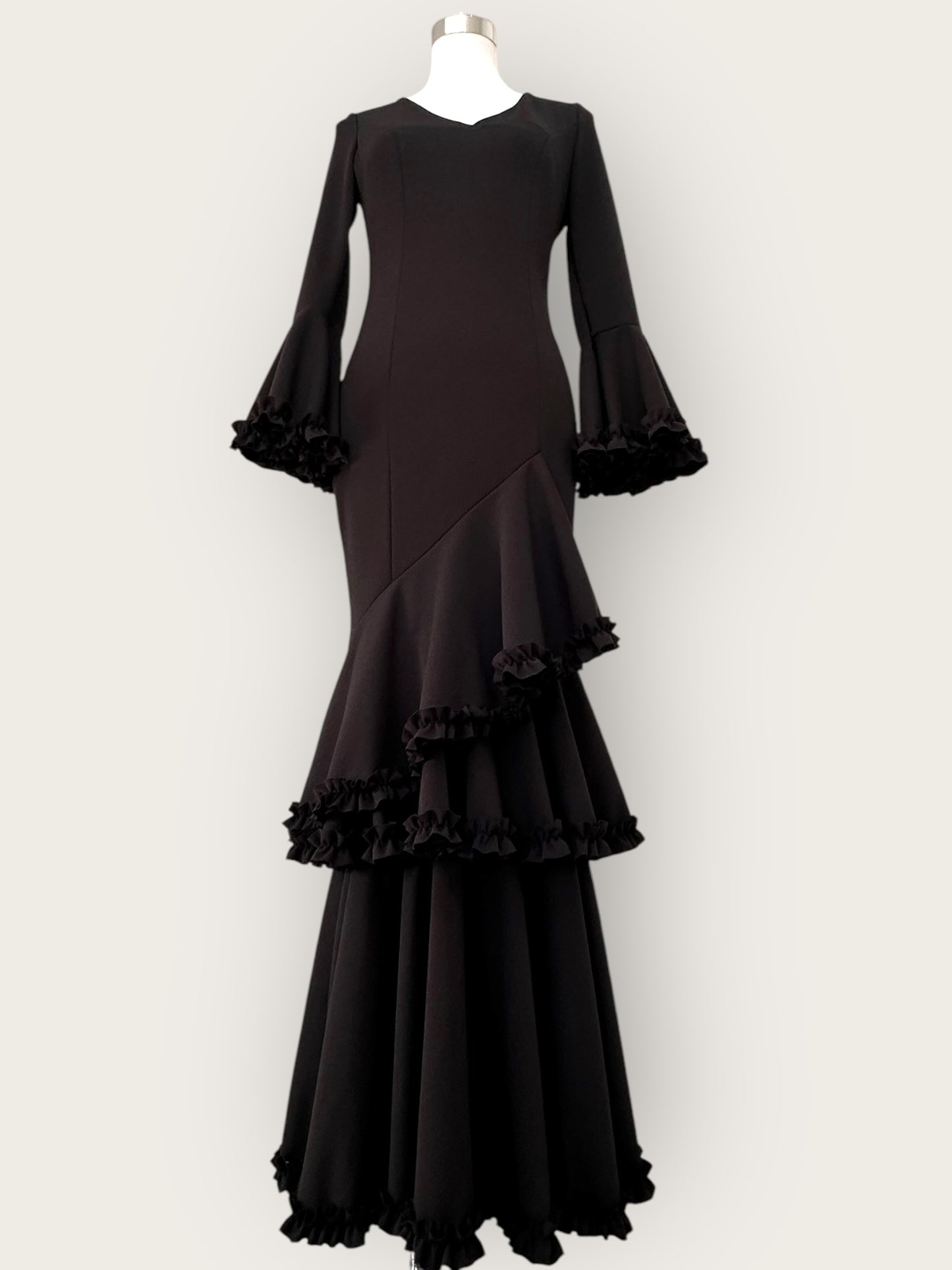 Vestido Carmesí Negro